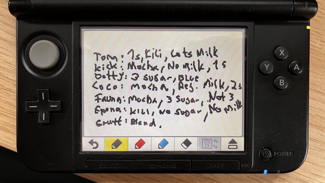 Notizen zum Kaffeekonsum der Villager in Animal Crossing New Leaf auf dem unteren Bildschirm eines 3DS XLs. Ja, meine Handschrift ist schlimm.