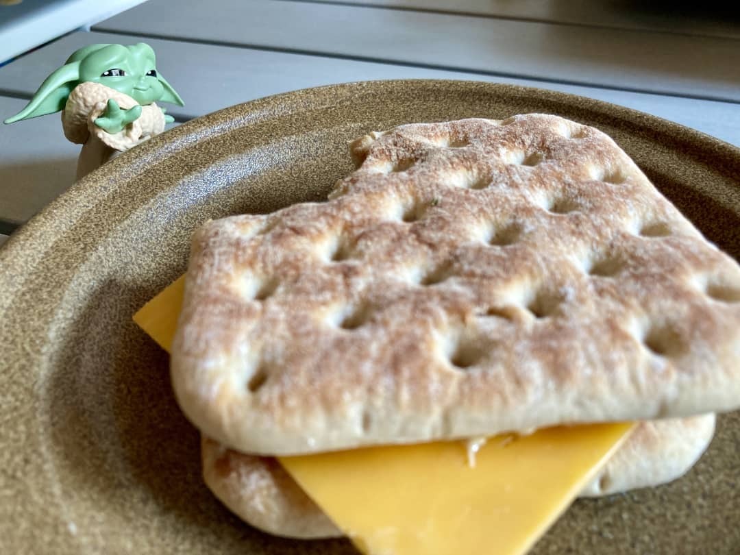 The Child wants the tasty Softbrød.